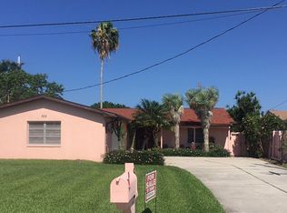 522 Lillian Dr, Madeira Beach, FL 33708