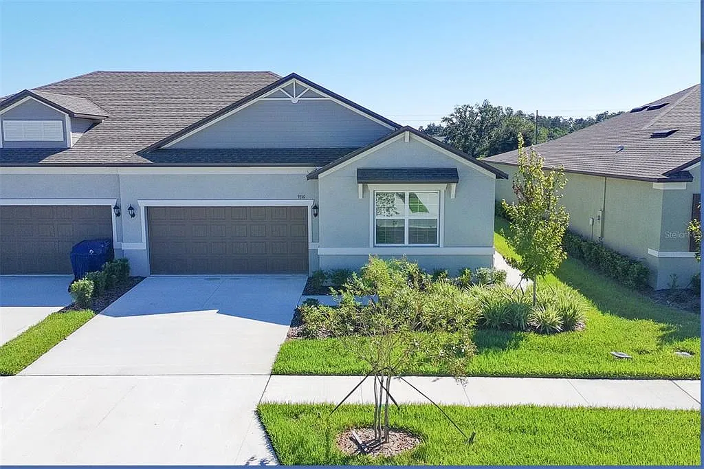 2 bed, 2.5 bath, 2008 sqft, $3,200 — Photo 4