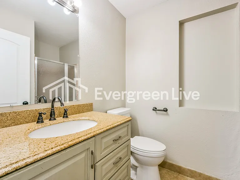 835 S Revolta Cir — Photo 14