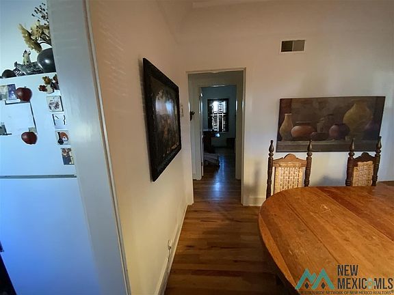 4th image of 1107 N Pennsylvania Ave
