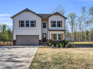 226 Rushing Waters Dr, Inman, SC 29349
