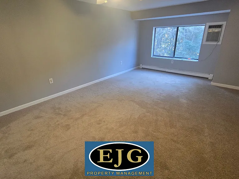 43 Indian Rock Rd — Photo 17