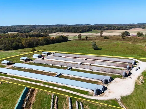 2001 Liberty Church Rd, Mitchell, IN 47446