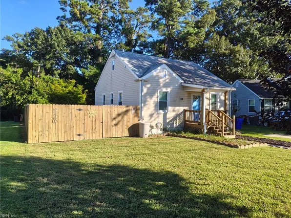 939 S Quail St, Norfolk, VA 23513