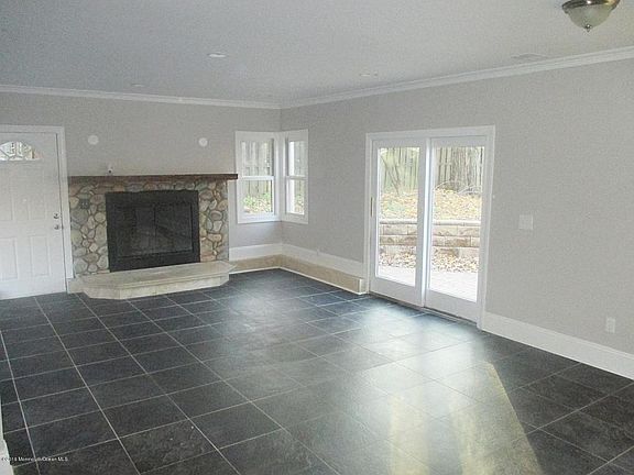 2nd image of 104 Melrose Pl
