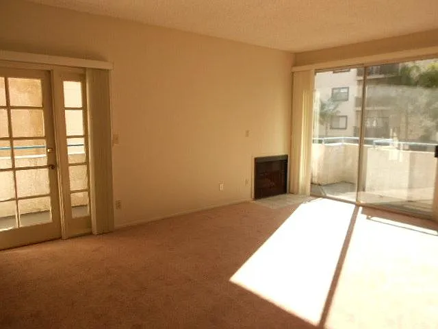1400 Camden Ave #101