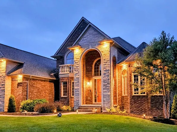 8778 Inverness Dr, Washington, MI 48095