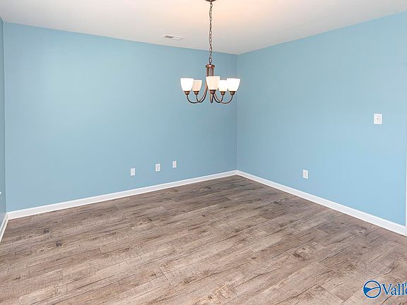 3rd image of 119 Wyatt Cir