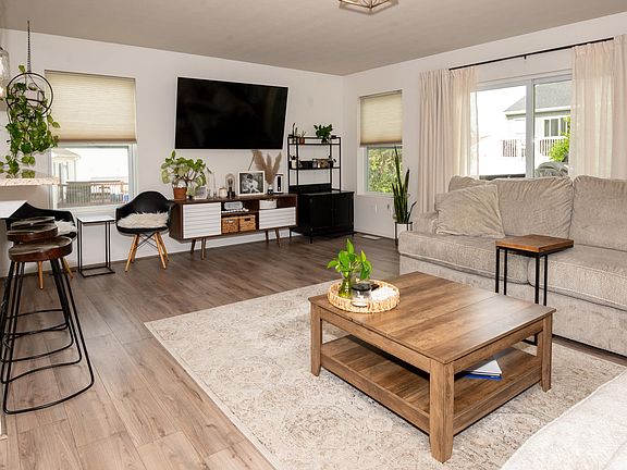5th image of 10121 Castle Creek Cir #45