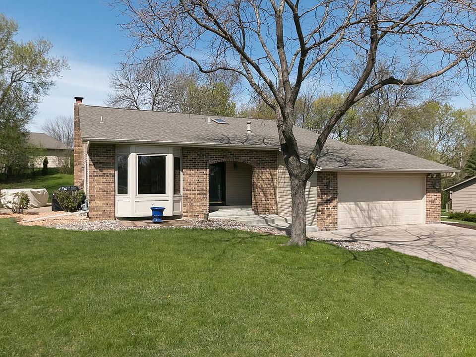 1st image of 4815 Quaker Ln N