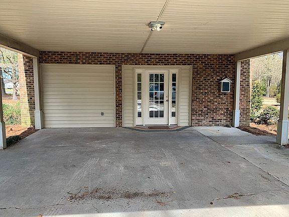 3rd image of 350 Central Dr