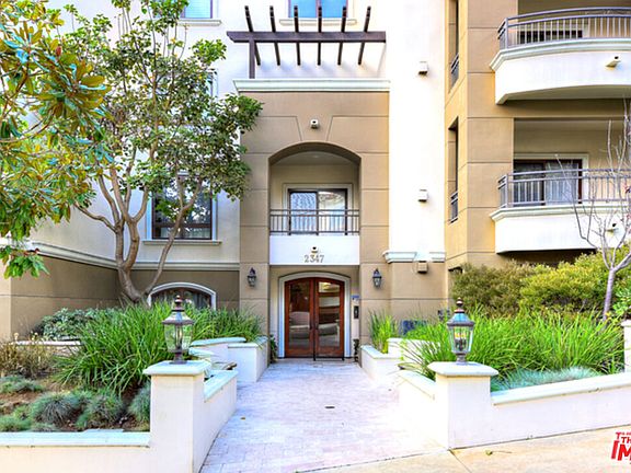 2nd image of 2347 Fox Hills Dr APT 204