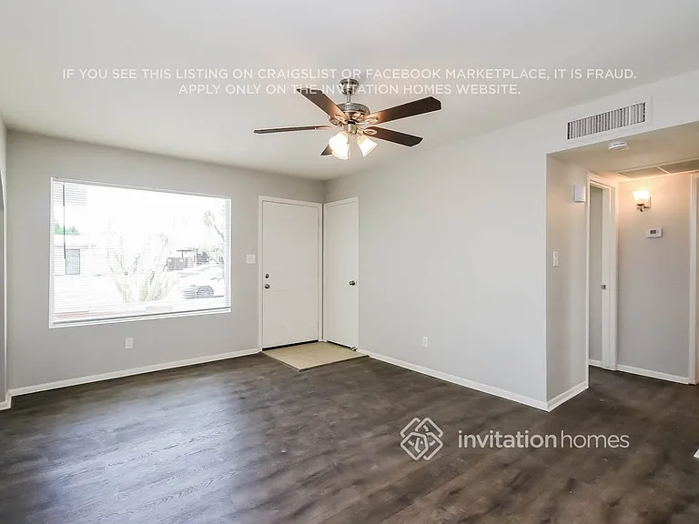 2710 W Minton Dr — Photo 2