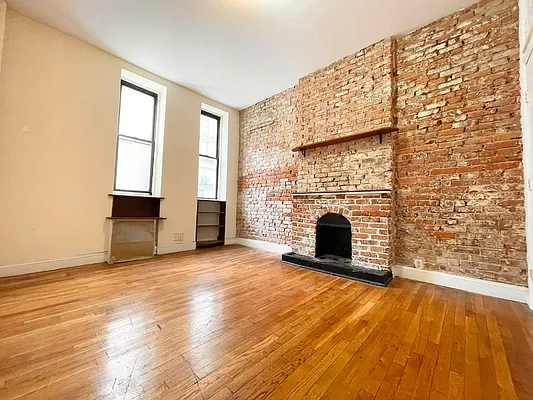 Rented by Century 21 Premier  | media 3