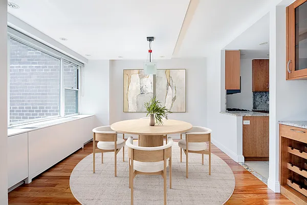 Sold by Sotheby's International Realty | media 4