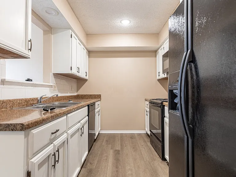 5814 Pineway St — Photo 10