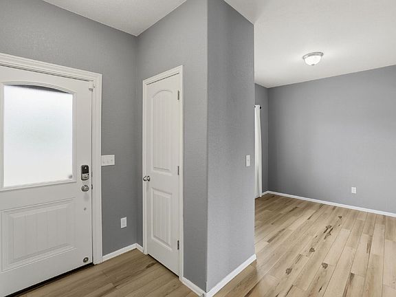 2nd image of 3734 Saguaro Cir