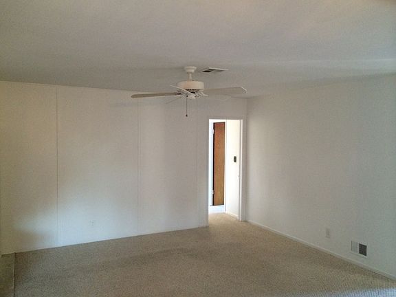 5th image of 12131 Norma Ln