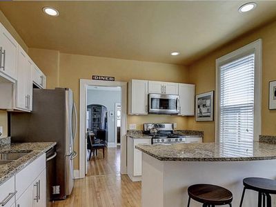 2973 South Kinnickinnic AVENUE, Milwaukee, WI, 53207