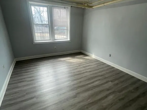 575 Grove St, Irvington, NJ