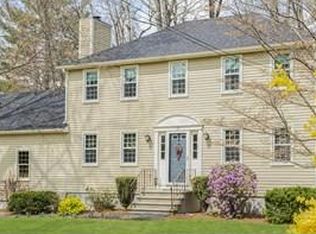 23 Hickory Ln, Northbridge, MA 01534