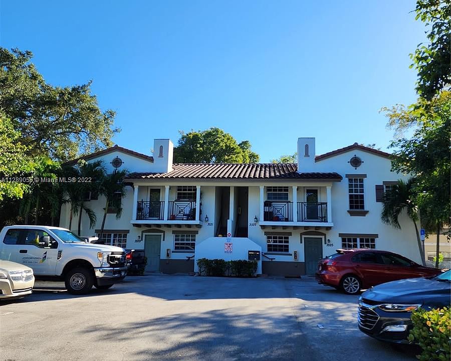 1st image of 3525 NW 114th Ln #3529