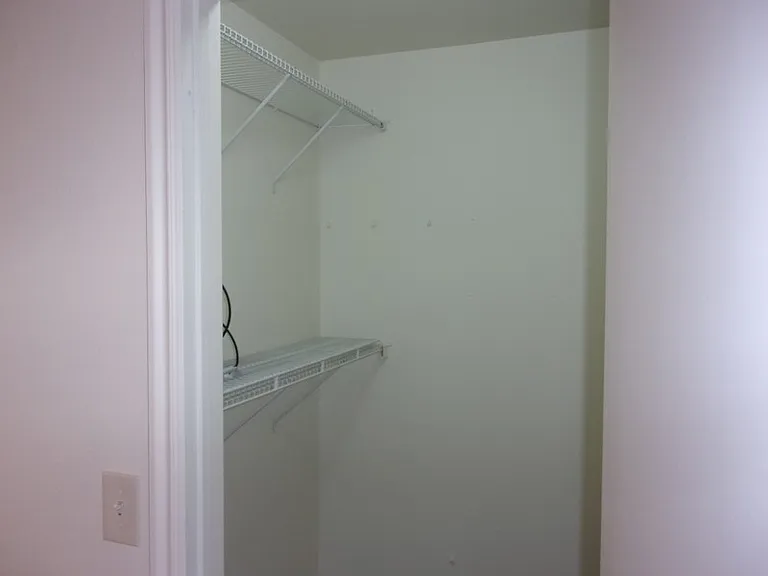 88 E Rainbow Way — Photo 37