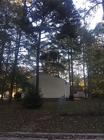2nd image of 5917 Retriever Rd