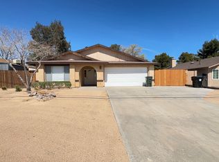 15690 Yates Rd, Victorville, CA 92395