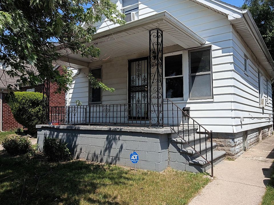 1st image of 18620 Charest St