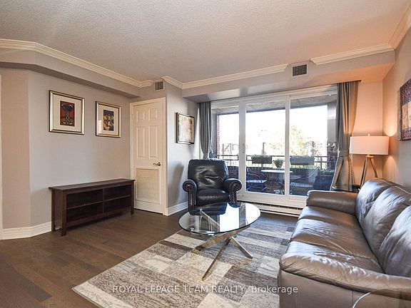 4th image of 959 N River Rd #203