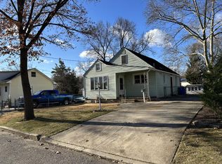 234 S Garfield Ave, Moorestown, NJ 08057