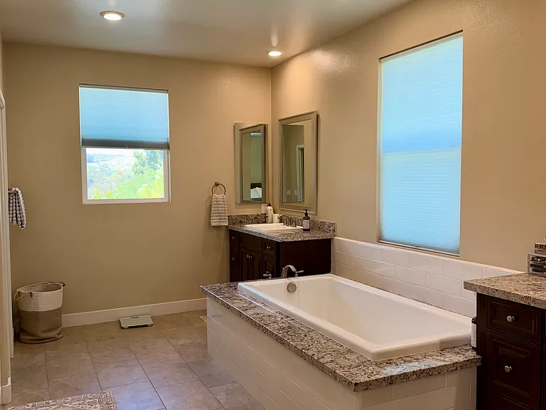5436 Reef Cir — Photo 4