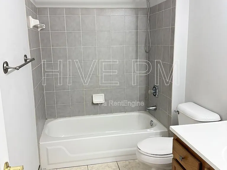 826 Rossford Run — Photo 15