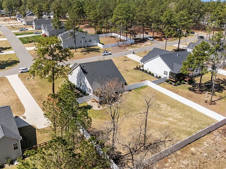 109 Country Ridge Ln — Photo 13