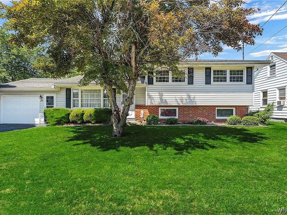 1st image of 200 Aris Ave