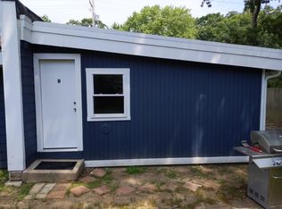 304 Tiogue Ave APT D, Coventry, RI 02816