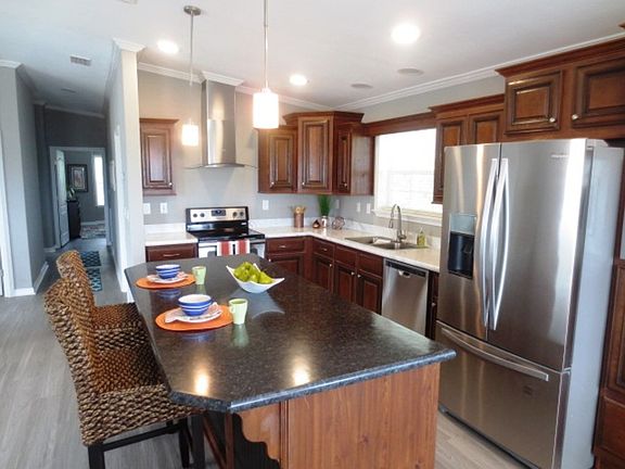 5th image of 1122 W Lakeview Dr