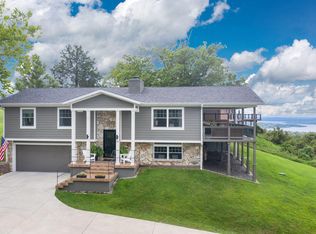 19 Queens Way, Kimberling City, MO 65686