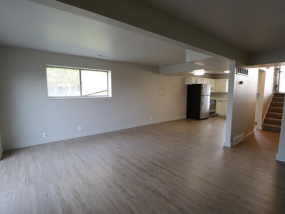 3rd image of 3353 S Mockingbird Way