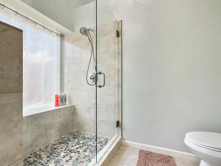 1871 W Highland St — Photo 16