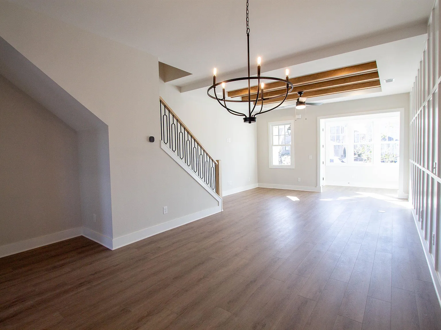 2 bed, 2.5 bath, $2,500 — Photo 3