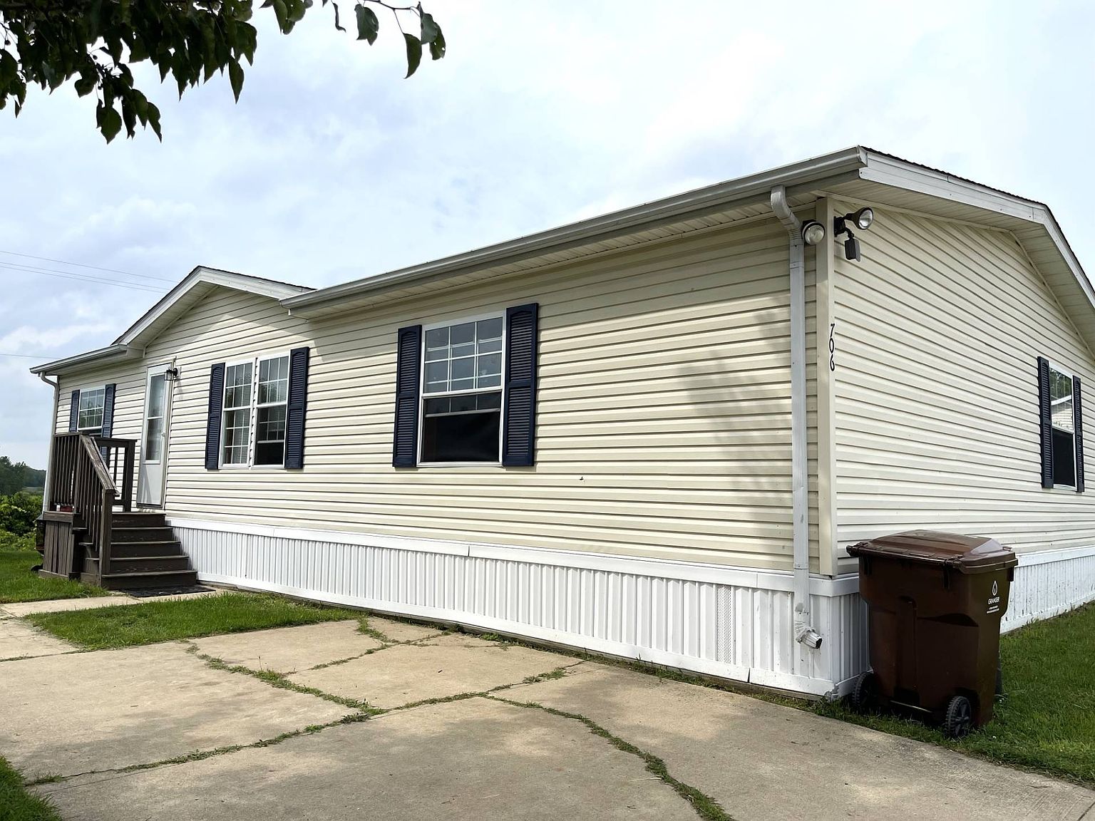 706 Crockett Dr, Potterville, MI 48876 MLS 11198873 Zillow