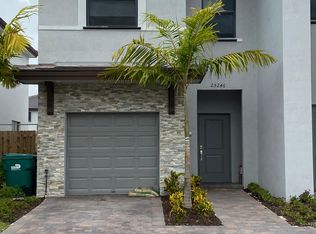 25246 SW 107th Ct, Homestead, FL 33032