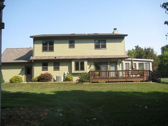 2nd image of W6067 Whispering Ln