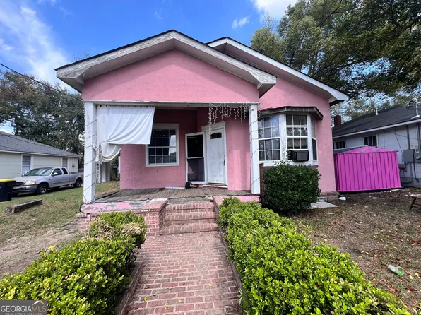 1912 Clemson St, Savannah, GA 31404