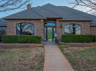 10608 NW Regent St, Oklahoma City, OK 73162