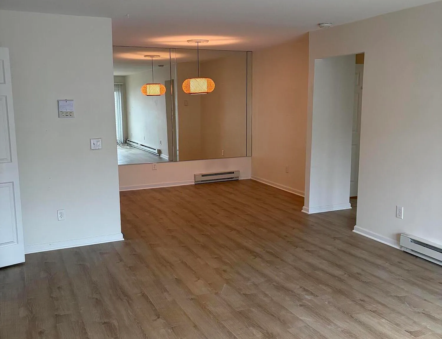 1 bed, $2,100 — Photo 3