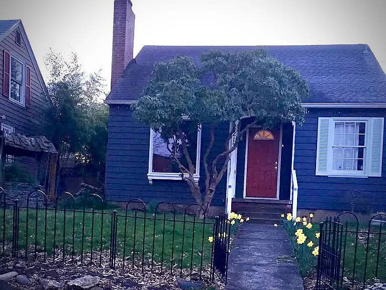 N Peninsular Ave — Photo 1