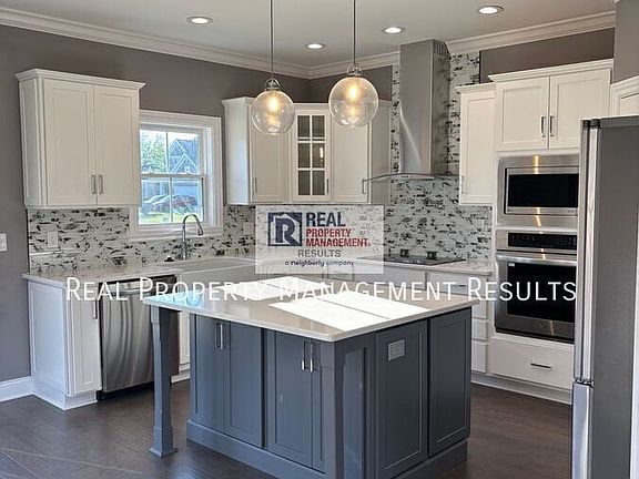 4th image of 3410 Ralston Dr